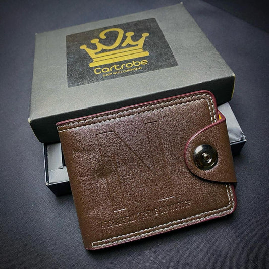 Men's Pu leather wallet with 6 card holder pockets.